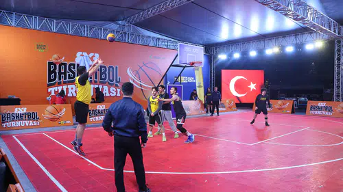 Konya'da Kalehan Ecdat Bahçesi'nde heyecan yaşandı: Hermanos şampiyon oldu