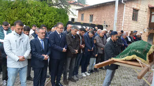 Konyalı iş insanı son yolculuğuna uğurlandı: Yavuz ailesinin acı günü