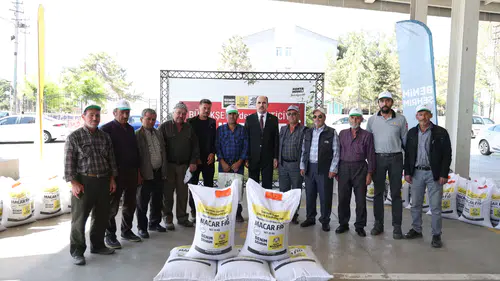 Konya'da kırsal kalkınma hamlesi: 1 milyon 214 bin kilo tohum hibesi