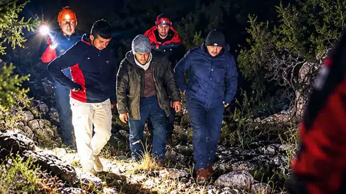 Konya’da dağda mahsur kalan 4 turist kurtarıldı