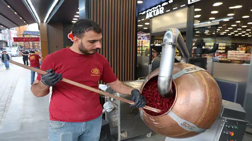 Cevizli şekerin ardından vişnelisi yapıldı