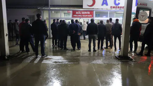 Tekel bayisinde bıçaklı kavga: 1 ölü, 1 yaralı