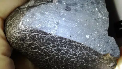 Mars’tan geldi: 4,5 milyar yıllık göktaşında su izi