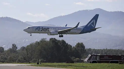 AJet'in Tahran uçağı Ankara'ya acil iniş yaptı