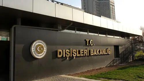 Dışişleri Bakanlığı'ndan İran’daki Türk vatandaşlarına güvenlik uyarısı: 'Seyahatlerinizi erteleyin'