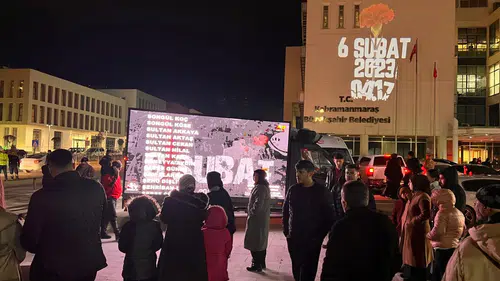 6 Şubat depremlerinde hayatını kaybedenler dualarla anılıyor