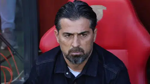 Konyaspor duyurdu imza an meselesi: Palut ile prensip anlaşmasına varıldı