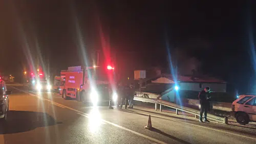 Konya'da bağ evi yangında kullanılamaz hale geldi