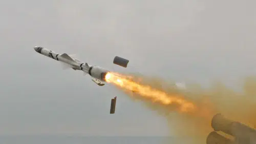 Savaş yayılıyor: İran'dan Doha ve Dubai'deki bazı yerlere tahliye uyarısı