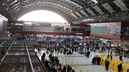 İsrail-İran gerginliği uluslararası uçuşları etkiledi: 227 uçuş iptal edildi