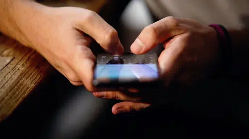 Rekor yine bu platformda: Haftada 25 saat kullanılıyor