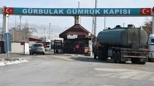 İran ile üç gümrük kapısında yolcu geçişleri karşılıklı durduruldu