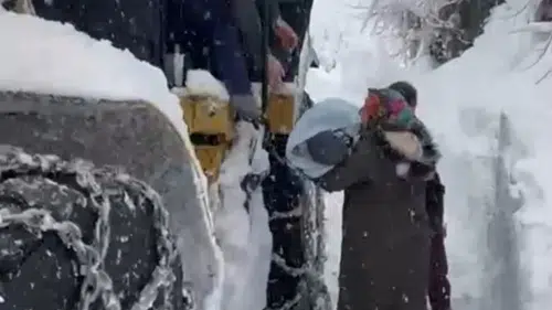 Görenler film sahnesi zannetti ama değil: Soluk kesen görüntüler