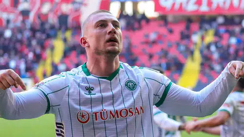 Konyalı rapçi Blaz Kramer'e özel şarkı yaptı