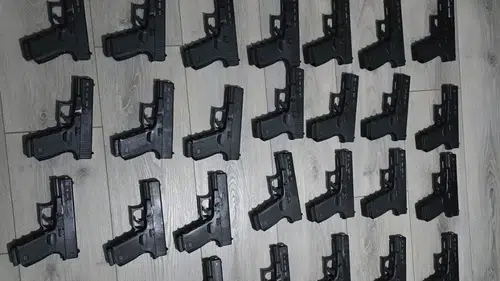 Gözaltına alınan şahsın evi ve aracı cephanelik çıktı