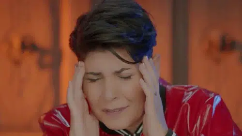 Lösemiyle savaşan Cansever'den: Ünlü şarkıcı donör bekliyor