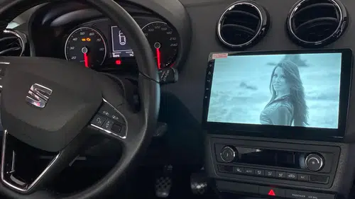 Arabalara sonradan takılan multimedya ekranı yasak mı? Trafik kanunu affetmiyor