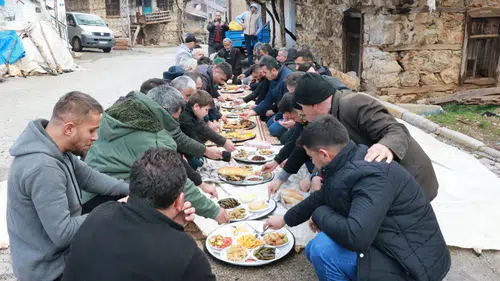 Konya'da asırlık gelenek: Bayram damı kültürü yaşatılıyor