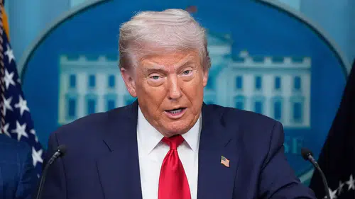 Hürmüz Boğazı'nı “Trump Boğazı” ilan etti