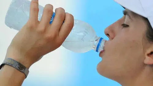 Savaş vatandaşın içeceği suyu vurdu: Pet suya yüzde 40 petrol zammı