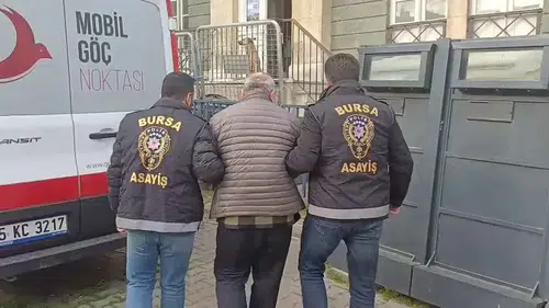 Cinayet zanlısı estetik yaptırdı: 15 yıllık kaçış serviste son buldu