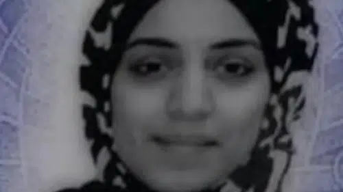 Genç kadın doğumda öldü, yakınları hastaneyi bastı