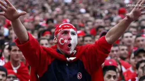 Milli Takım için yeni şarkıyı öğrenciler mi yazacak: Okullarda yarışma açıldı