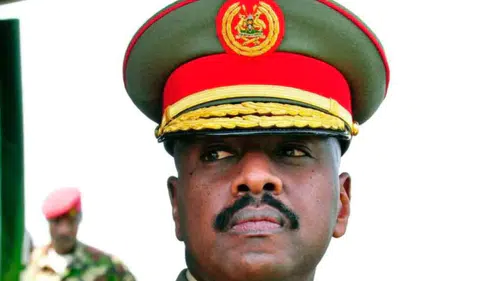 Ugandalı general: Beş Türk kadınla evlilik hayaline kapıldı