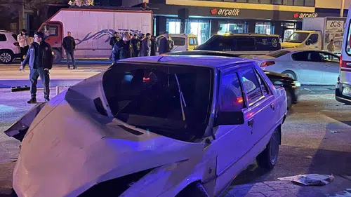 Konya'da film sahnelerini aratmayan kaza: 1 kişi yaralandı