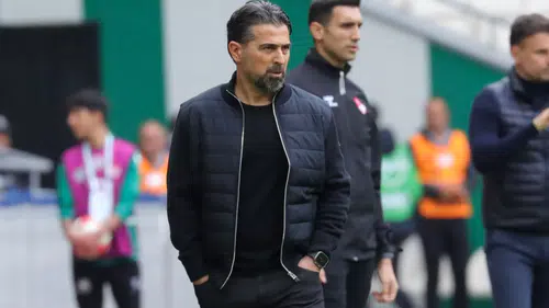 Konyaspor’da İlhan Palut efekti: Uçurumun kenarından zirveye