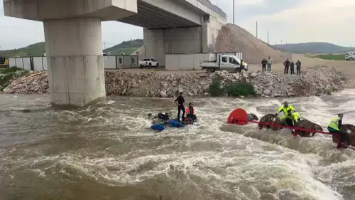 Filmleri aratmayan operasyon: 10 işçi ölümden kıl payı kurtuldu