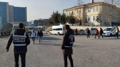 Neler oluyor: 275 okulu hedef gösterdiler, 389 gözaltı