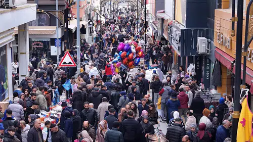 Türkiye'de kadınlar erkeklerden 5 yıl daha uzun yaşıyor: Uzun yaşamın sırrı