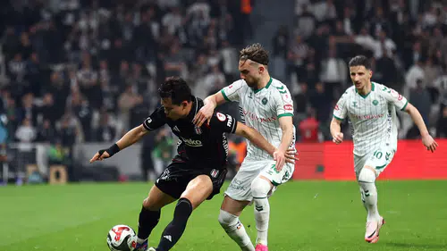 Konyaspor'un eski oyuncusundan sürpriz! Destek için tribünde