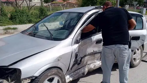 Konya’da iki otomobil çarpıştı: 5 yaralı