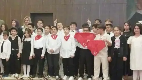 Konya’da küçük yüreklerden “Bestelenmiş Şiirler” dinletisi
