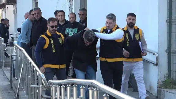 Cinayetten yazarlığa: Öyle bir hayatı var ki polis bile şaştı kaldı