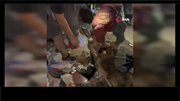 Depremlerin vurduğu Venezuela'da mucize: Enkazdan kurtarılırken doğurdu
