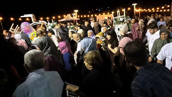 Yağmur düğünü bastı: Takılar takılamadan davetliler dağıldı