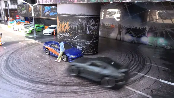 Drift atan otomobile polis ceza yazamadı: Görenler şaşırdı