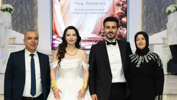 Konya’da Mert ve Tokmak aileleri akraba oldu: Fatma ile Serkan evlendi
