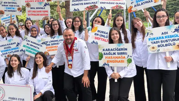 By Mutlu Chef, gençlere tecrübelerini anlatıyor