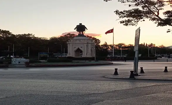 Konya'ya küstü mü? Atatürk İzmir'den sonra en çok Konya'ya geldi