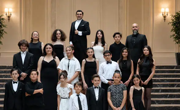 Konya'da Şakir Nevruz öncülüğündeki piyano konseri mest etti