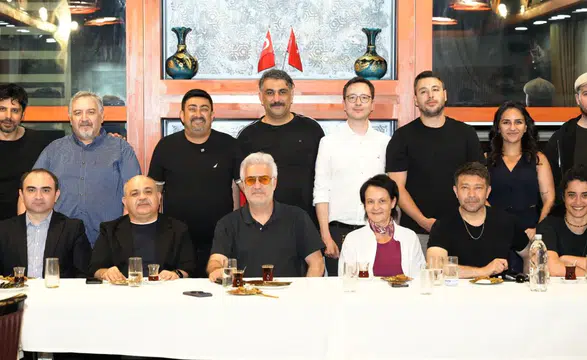 Tamer Karadağlı'dan, geleneksel Konya lezzetlerine tam not