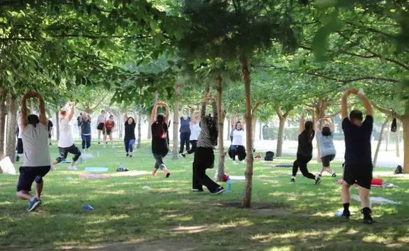 Hangisinde daha sağlıklı ve fit olunur: Spor salonu ya da açık hava: