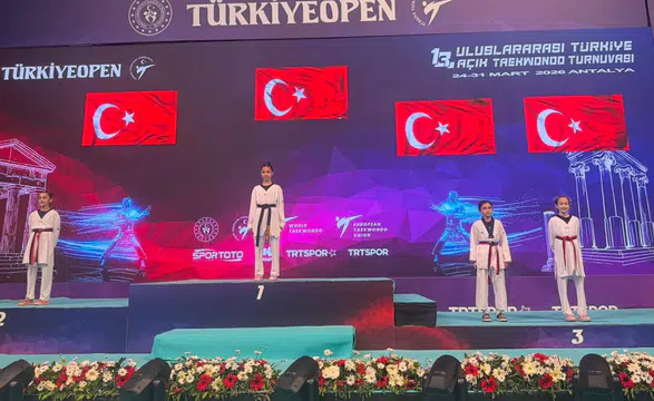 Konyalı sporcu Melek Su Dönmez üçüncülük kürsüsüne çıktı
