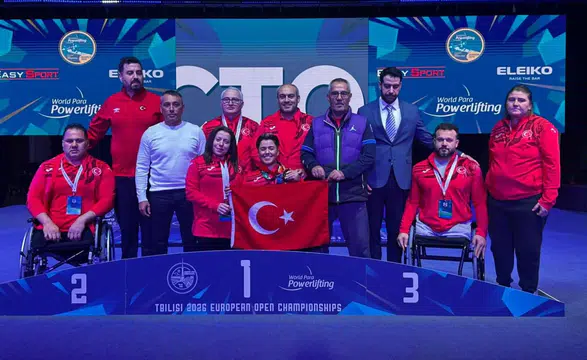 Halterde Meram fırtınası: Konyalı sporcu Avrupa Şampiyonu oldu