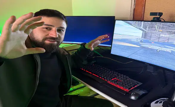 Böylesi görülmedi: Çatı katından sanal F-16 eğitimi