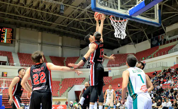 Karatay Belediyespor potada play-off mücadelesinde